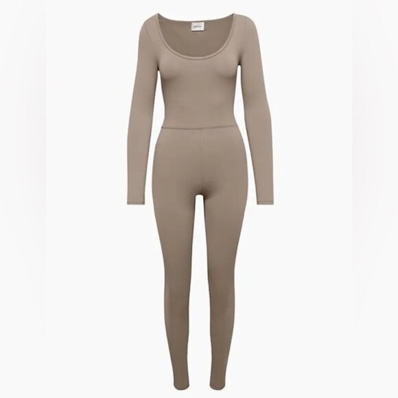 Aritzia Wilfred Maxe scoop neck long sleeve Jumpsuit Sz M - Picture 1 of 11